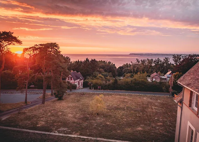 Апартаменты Jeanne Крикебёф